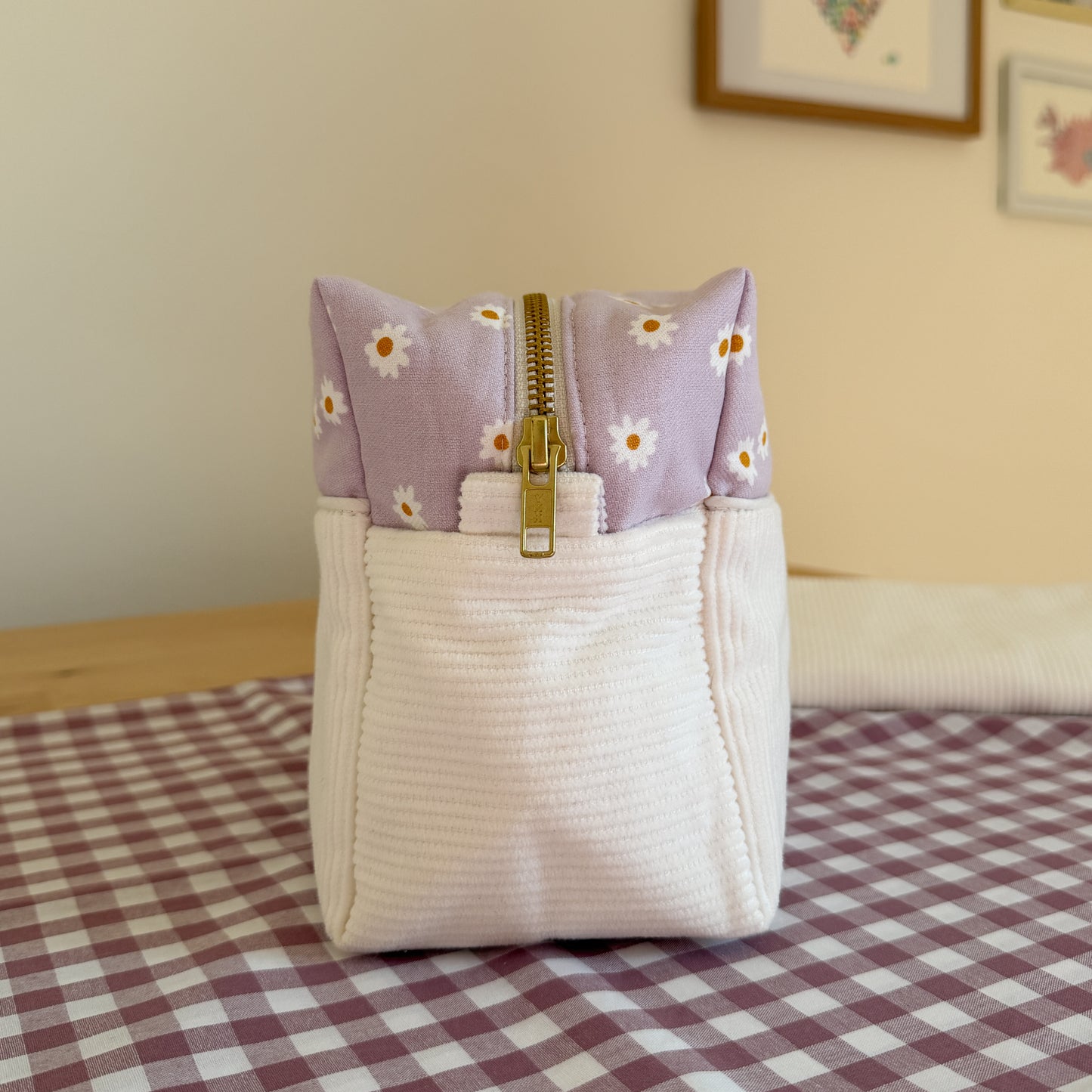 Trousse en velours - Pâquerettes Violettes